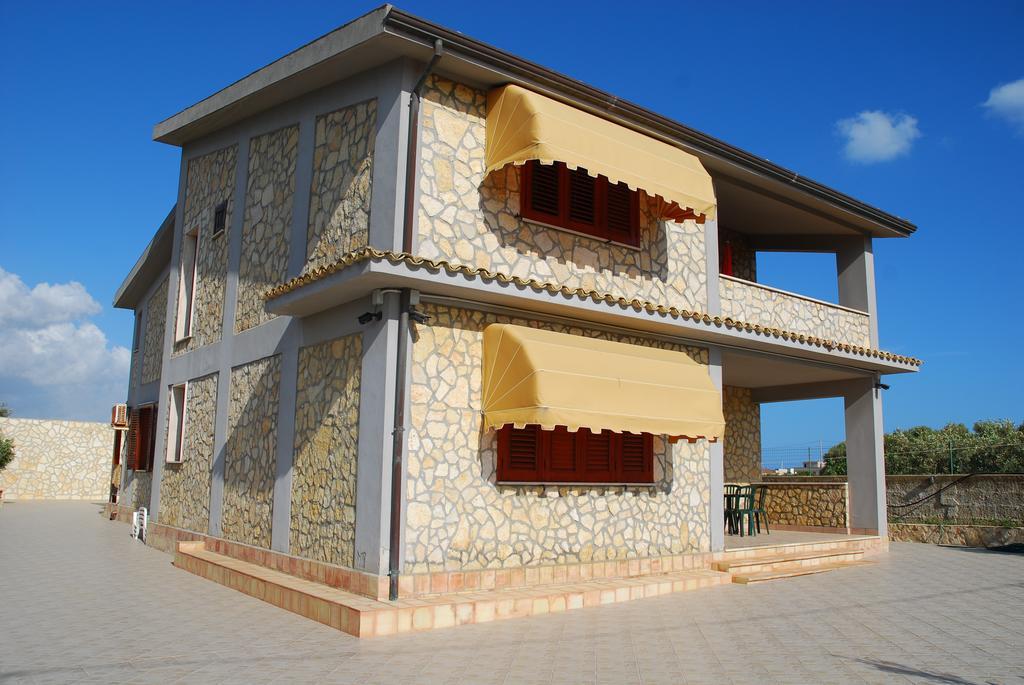 B&B Garzia Marinella  Exterior photo